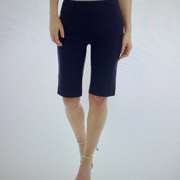 Rekucci Wonen’s Pull-On Bermuda Shorts Size 8 Navy - Picture 3 of 7